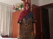 風騷穆斯林紅頭巾少婦女